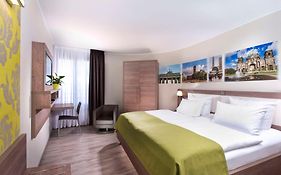 Best Western Hotel Kantstrasse  4*